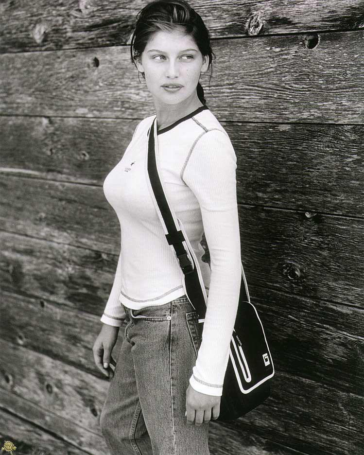 Photo of model Laetitia Casta - ID 43485