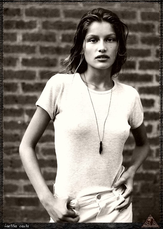 Photo of model Laetitia Casta - ID 43688