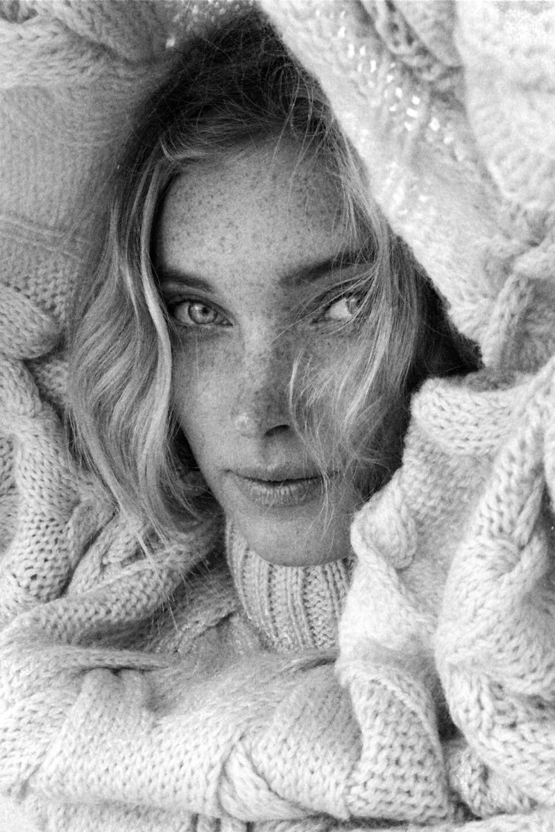 Photo of model Elsa Hosk - ID 699734