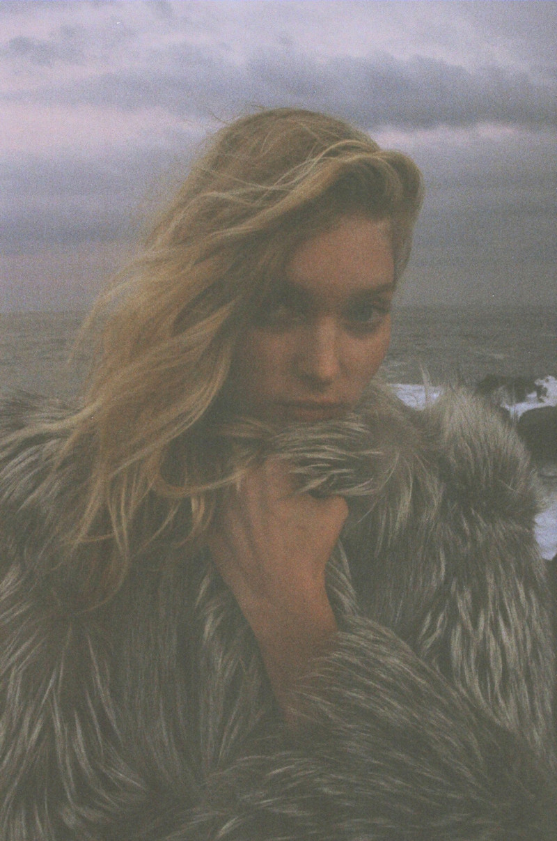 Photo of model Elsa Hosk - ID 699737