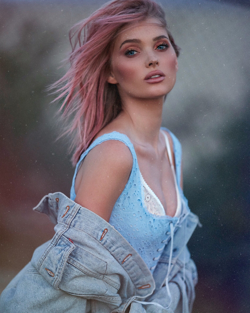 Photo of model Elsa Hosk - ID 700196