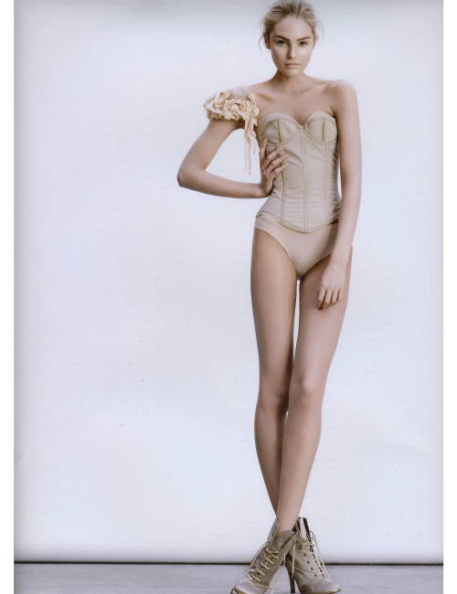 Photo of model Candice Swanepoel - ID 260289