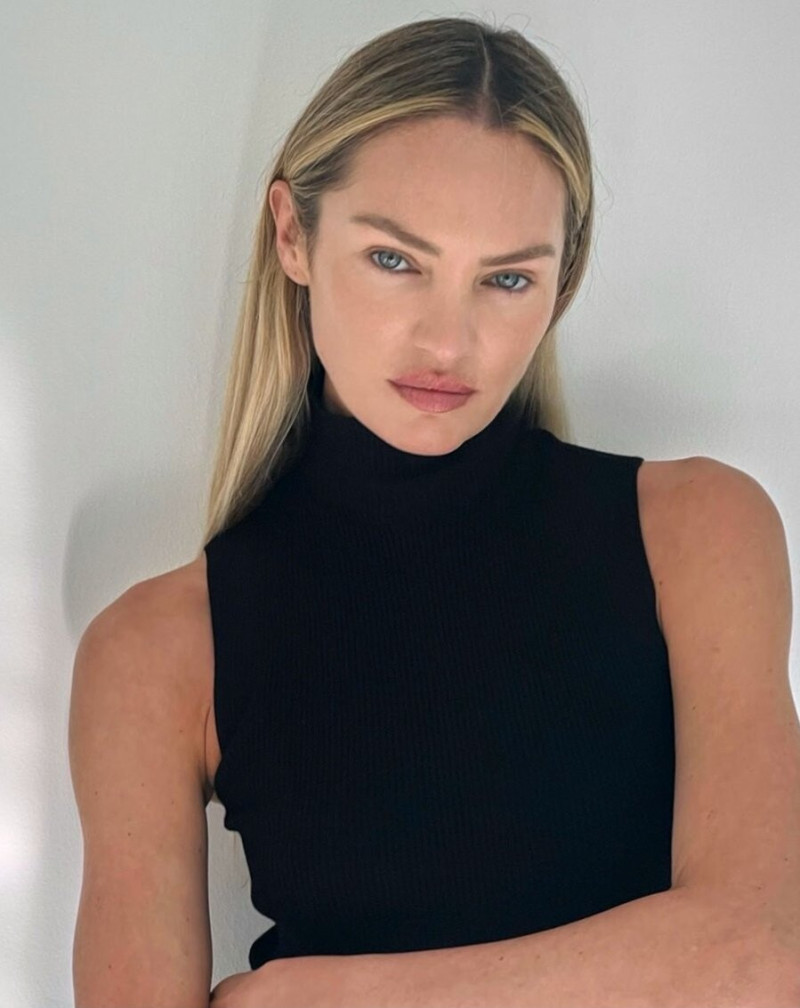 Photo of model Candice Swanepoel - ID 694950