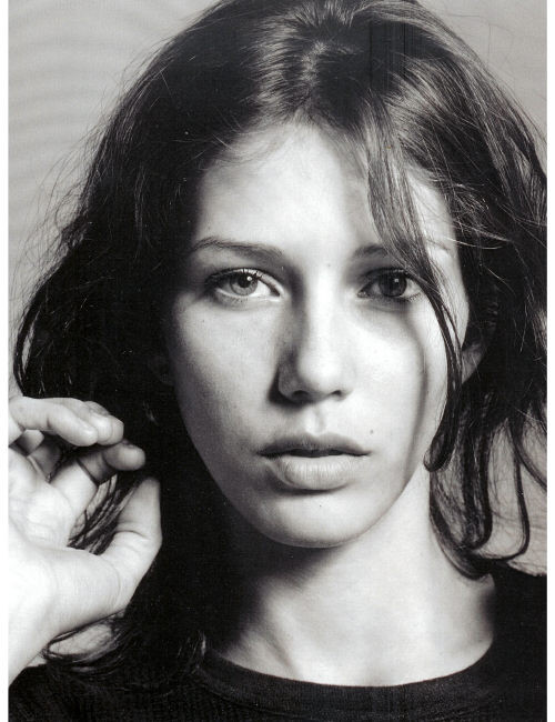 Photo of model Viviane Surgek - ID 255428