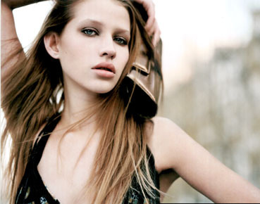 Photo of model Carly Sophia Taylor - ID 84003
