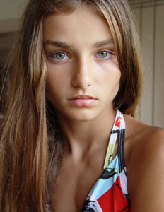 Photo of model Andreea Diaconu - ID 7305