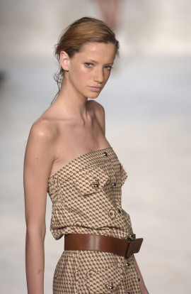 Photo of model Milagros Schmoll - ID 49984