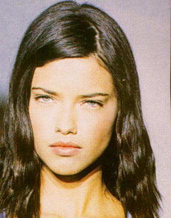 Photo of model Adriana Lima - ID 47732