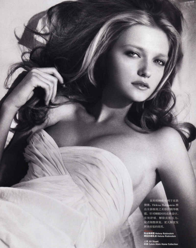 Photo of model Vlada Roslyakova - ID 200327
