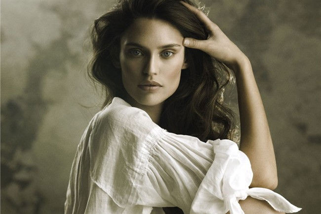 Photo of model Bianca Balti - ID 330565