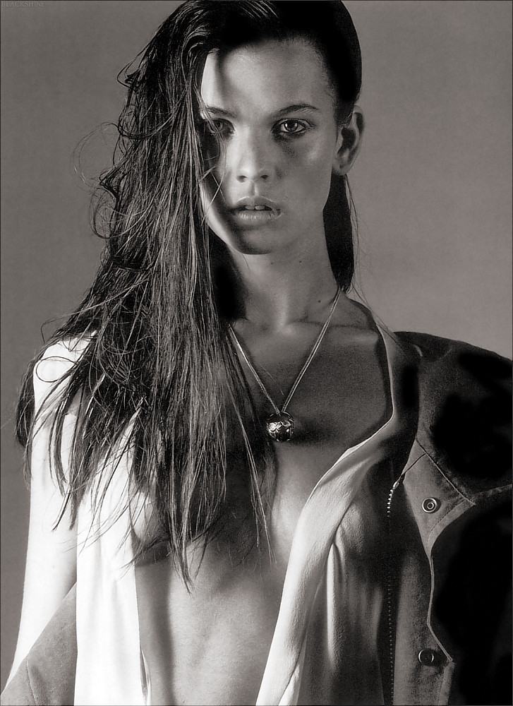 Photo of model Alexandra Tomlinson - ID 159329