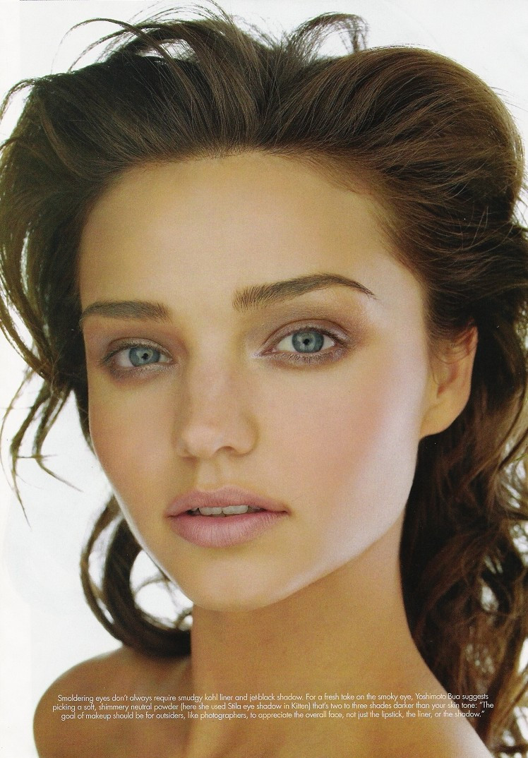 Photo of model Miranda Kerr - ID 203143