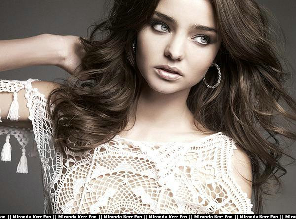 Photo of model Miranda Kerr - ID 208625