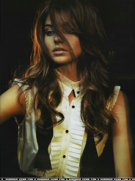 Photo of model Miranda Kerr - ID 208630