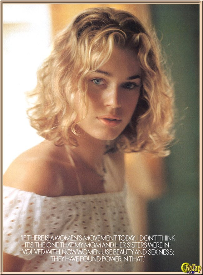 Photo of model Rebecca Romijn - ID 21391