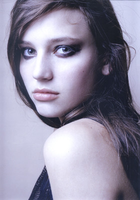 Photo of model Julia Altshuler - ID 7868