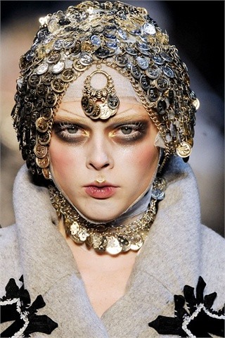 Photo of model Coco Rocha - ID 185010