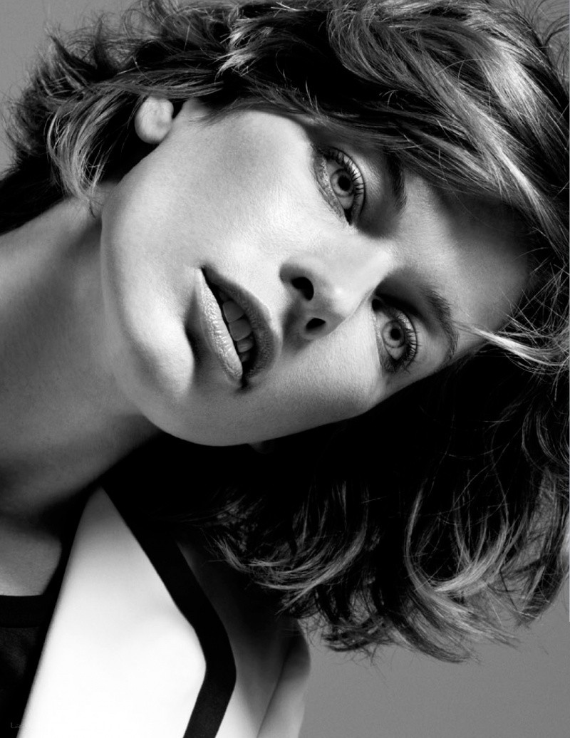 Photo of model Milla Jovovich - ID 380621