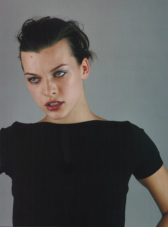 Photo of model Milla Jovovich - ID 45127