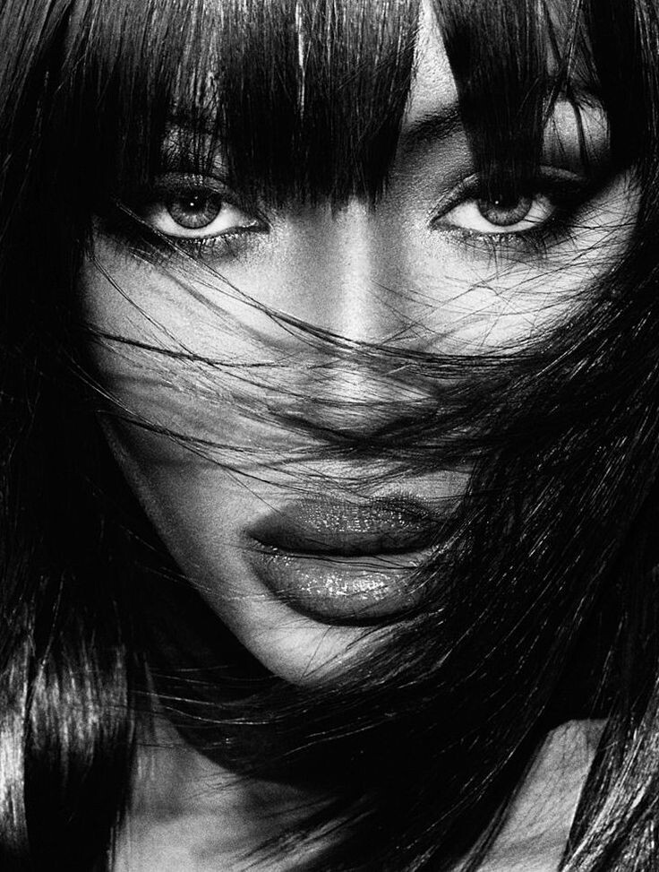 Photo of model Naomi Campbell - ID 668411