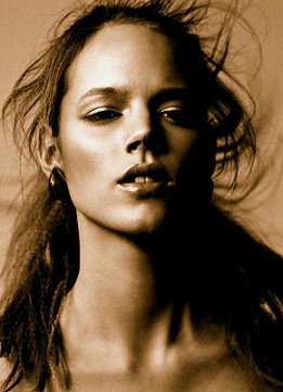 Photo of model Freja Beha Erichsen - ID 15794