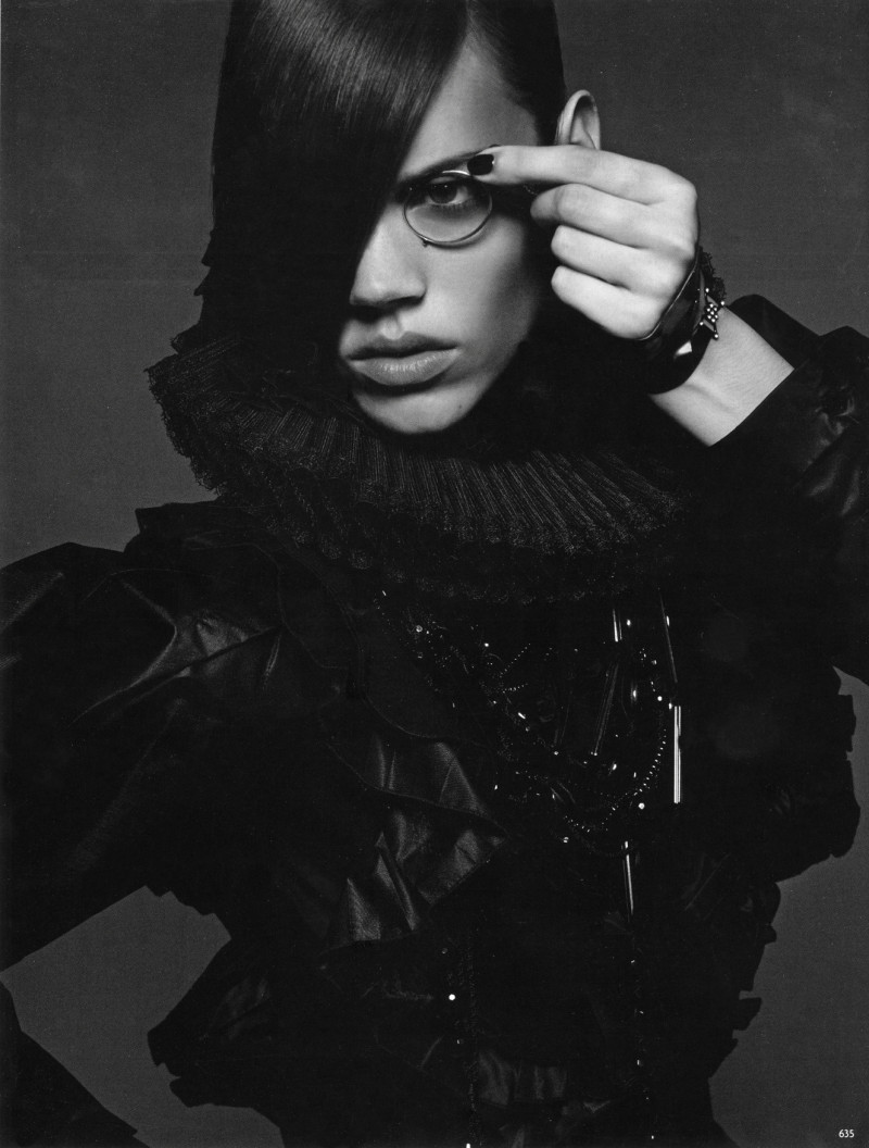 Photo of model Freja Beha Erichsen - ID 226456