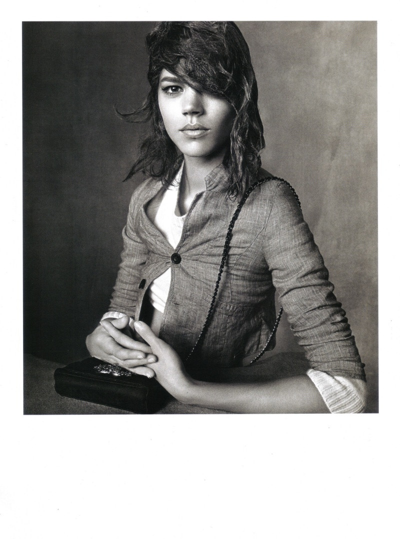 Photo of model Freja Beha Erichsen - ID 292079