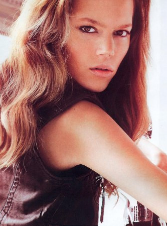 Photo of model Freja Beha Erichsen - ID 75790