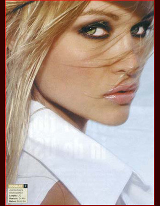 Photo of model Joanna Krupa - ID 8863