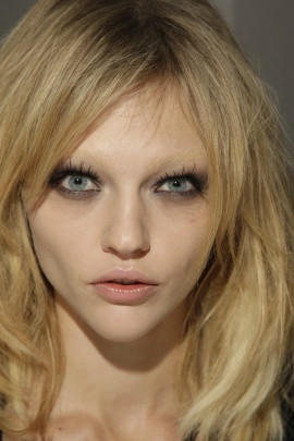 Photo of model Sasha Pivovarova - ID 216535