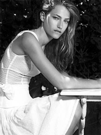 Photo of model Ana Moreno - ID 10953