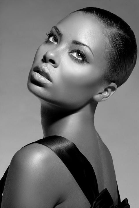 Photo of model Eva Marcille - ID 128333