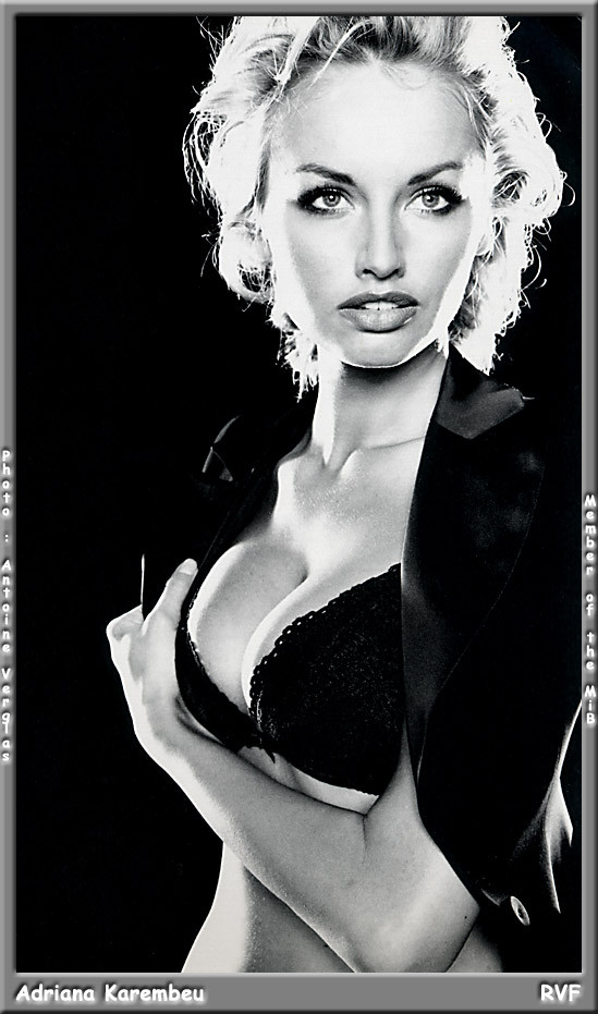 Photo of model Adriana Sklenarikova Karembeu - ID 48153