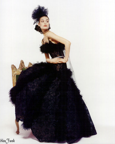 Photo of model Shalom Harlow - ID 45999