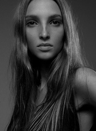 Photo of model Gersande Coudyzer - ID 174788