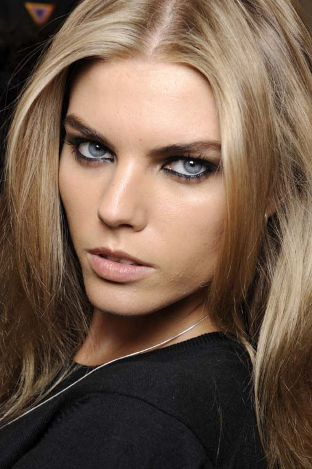 Photo of model Maryna Linchuk - ID 285825