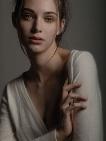 Photo of model Johanna Durhone - ID 227580