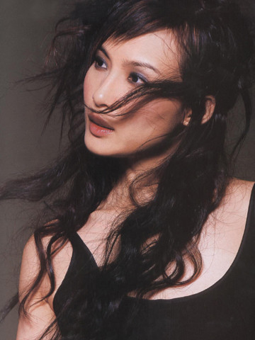 Photo of model Vanessa Yeung - ID 102893