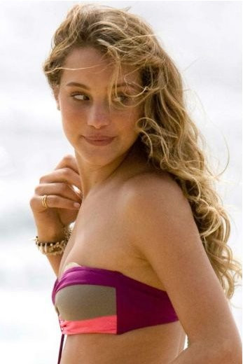 Photo of model Hannah Davis Jeter - ID 165137