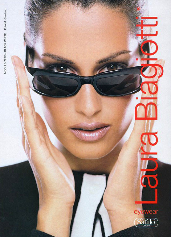 Photo of model Yasmeen Ghauri - ID 47185