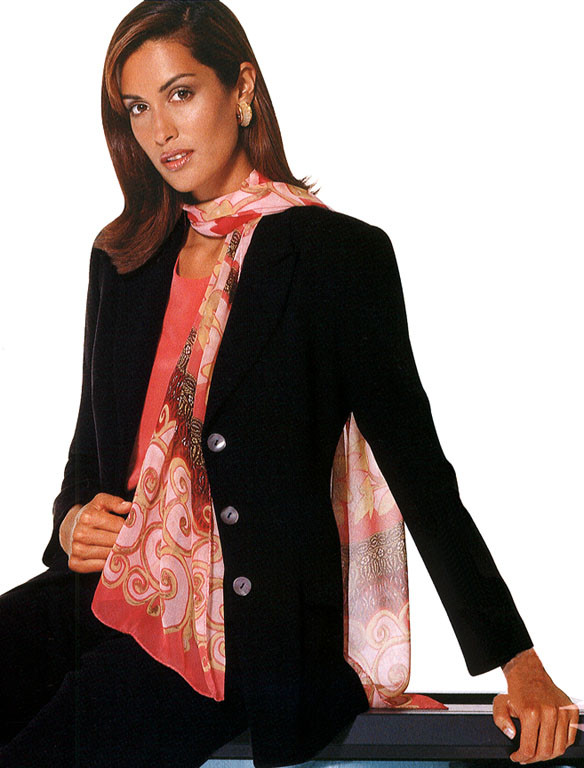 Photo of model Yasmeen Ghauri - ID 47196