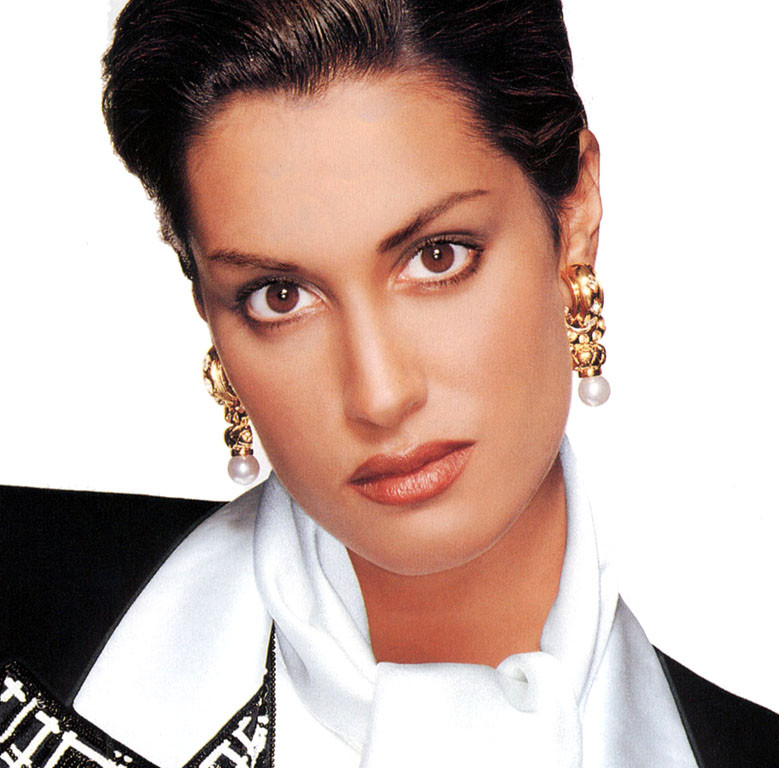 Photo of model Yasmeen Ghauri - ID 47217