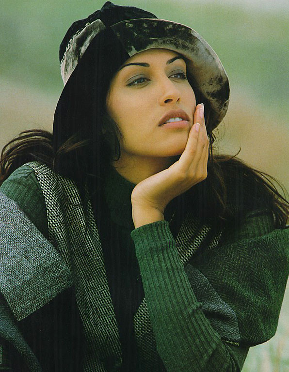 Photo of model Yasmeen Ghauri - ID 47285