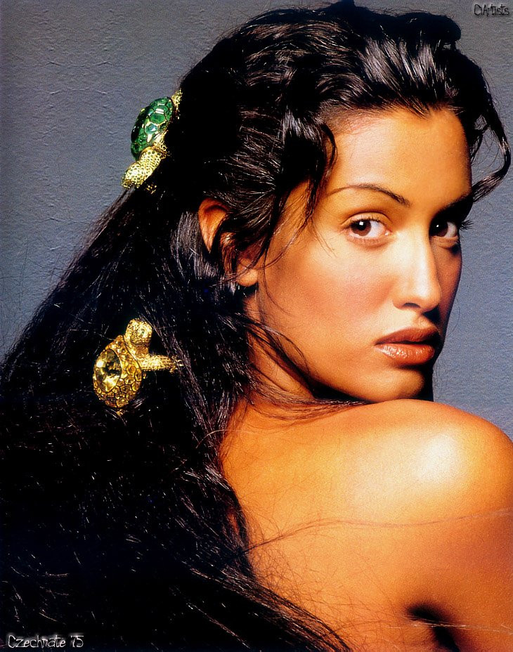 Photo of model Yasmeen Ghauri - ID 47302