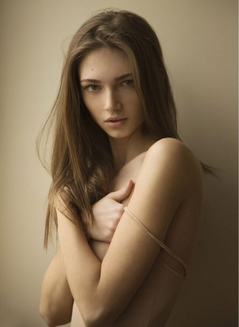 Photo of model Madalina Draghici - ID 199893