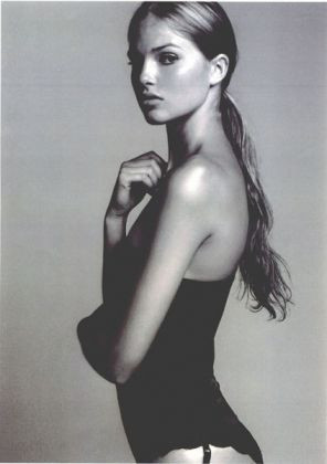 Photo of model Alexandra Burman - ID 75285