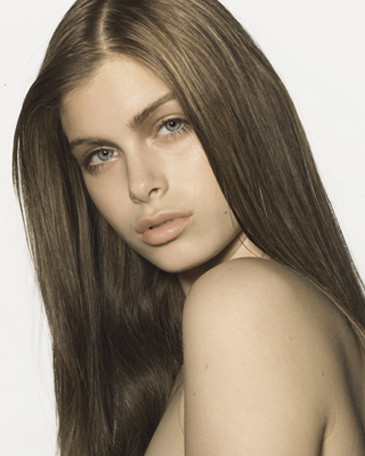 Photo of model Pamela Bernier - ID 75529