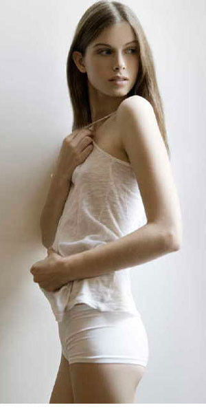 Photo of model Pamela Bernier - ID 96809
