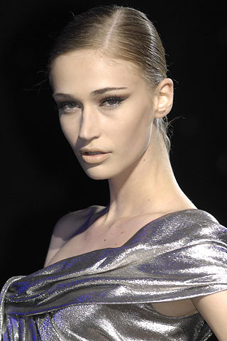Photo of model Viviane Orth - ID 97814