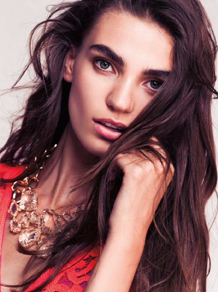 Photo of model Daniela Mirzac - ID 430046